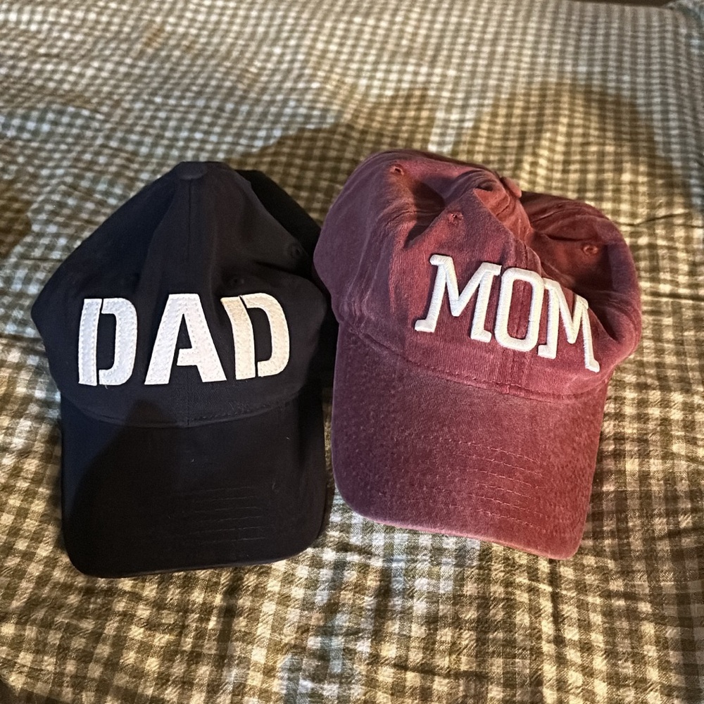 Mom & Dad hat bundle